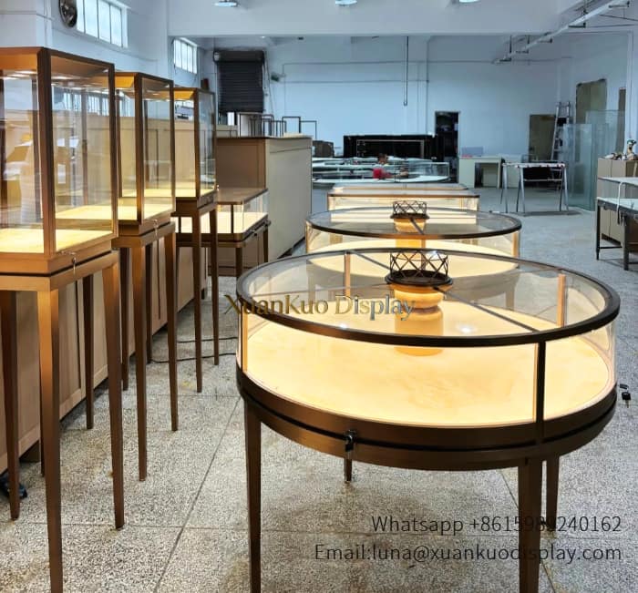 illuminated showcase, circular glass display table with lock for fine jewelry store
