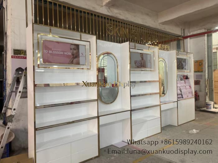 Customized Display Furniture White Gold Trim Wall Showcase